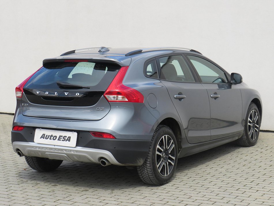 Volvo V40 2.0 D3 Cross Country