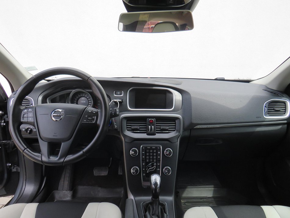 Volvo V40 2.0 D3 Cross Country