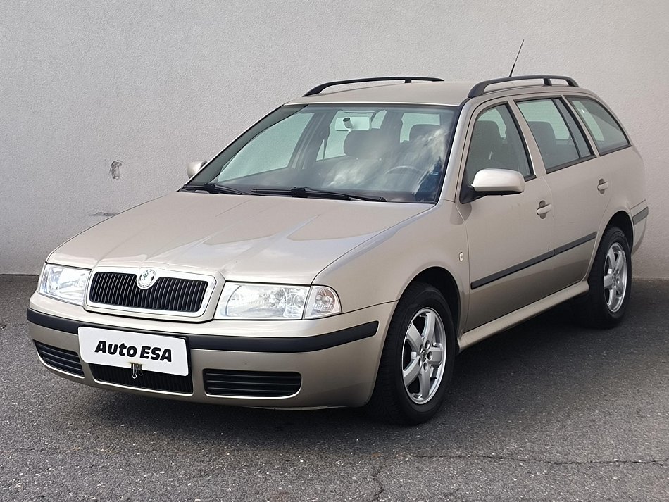 Škoda Octavia 1.6 i Tour