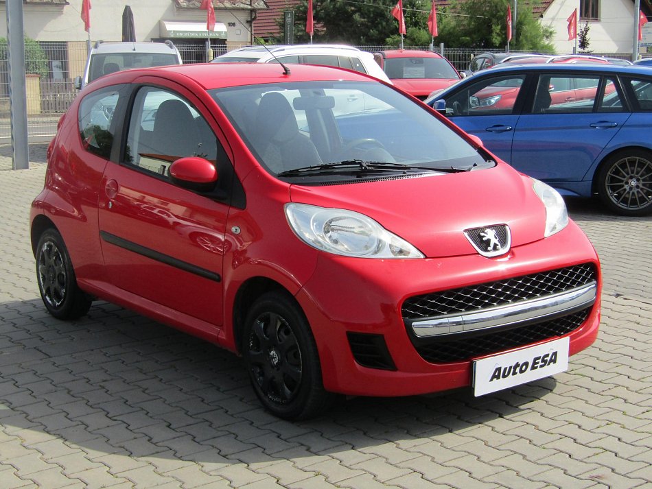 Peugeot 107 1.0i 