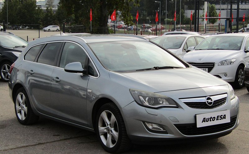 Opel Astra 2.0 CDTi 