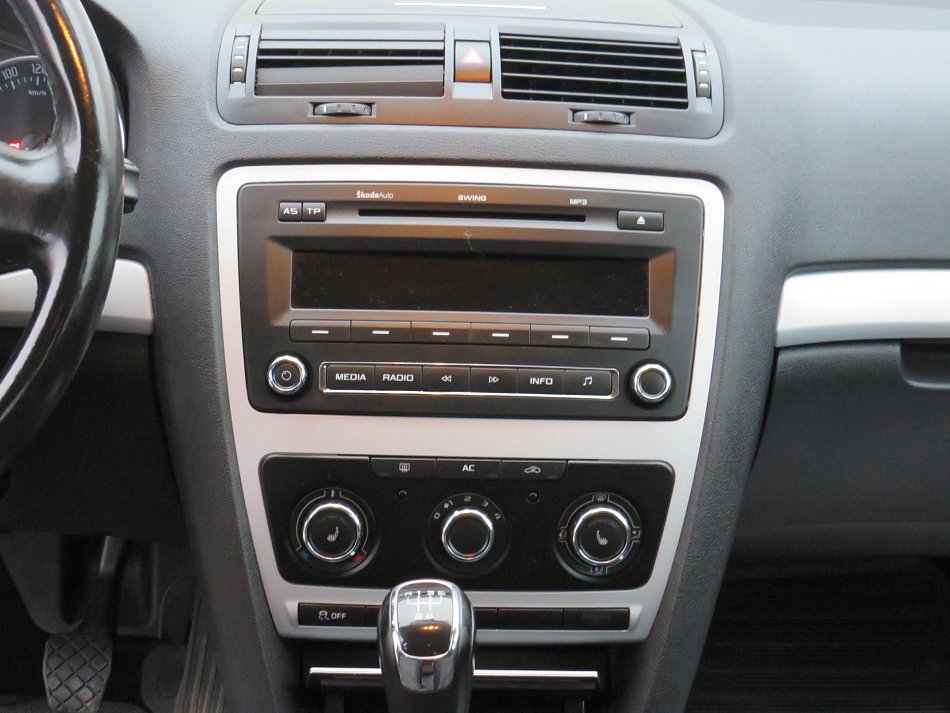 Škoda Octavia II 1.6 TDi Ambiente