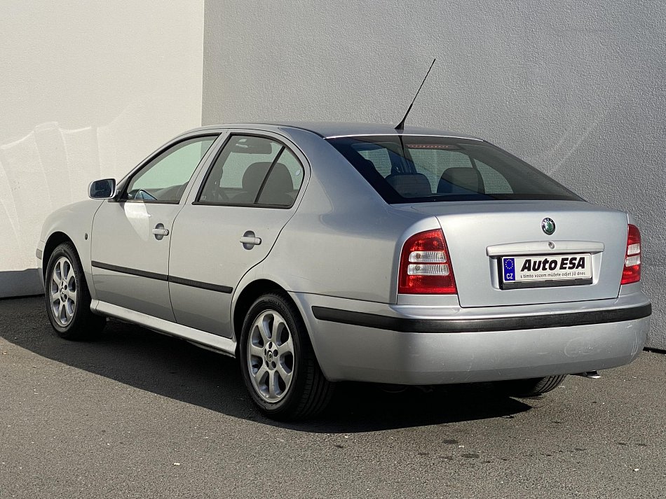 Škoda Octavia 1.6 i 