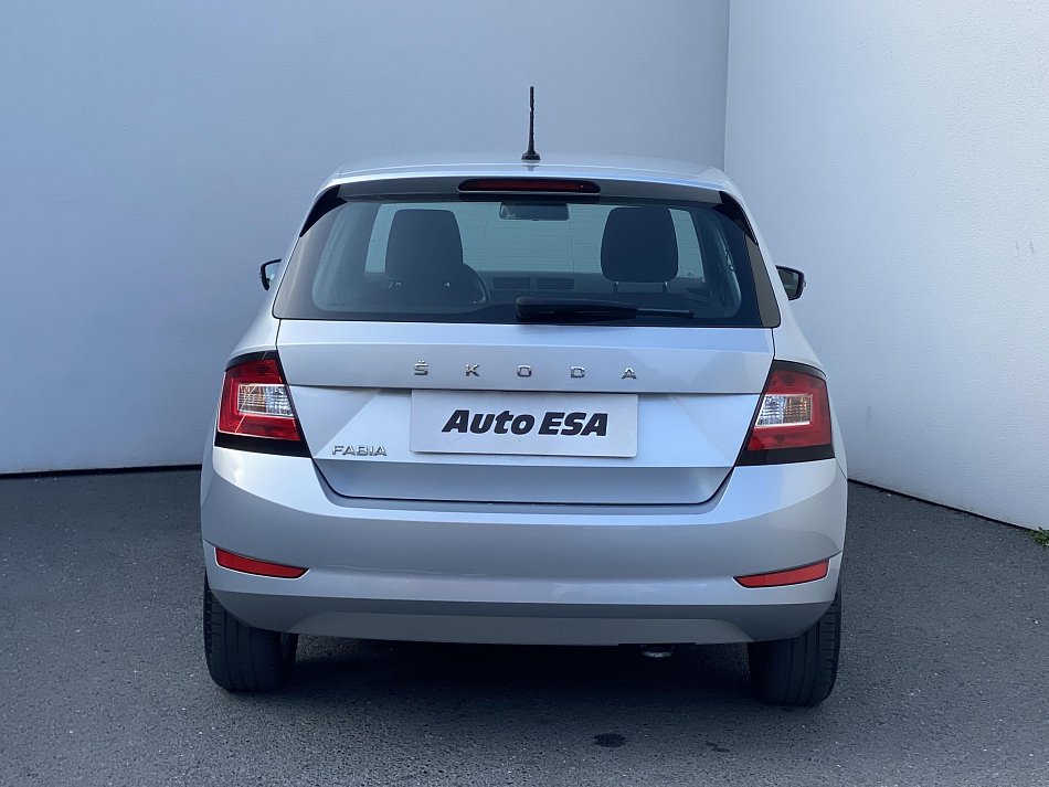 Škoda Fabia III 1.0 TSi Ambition