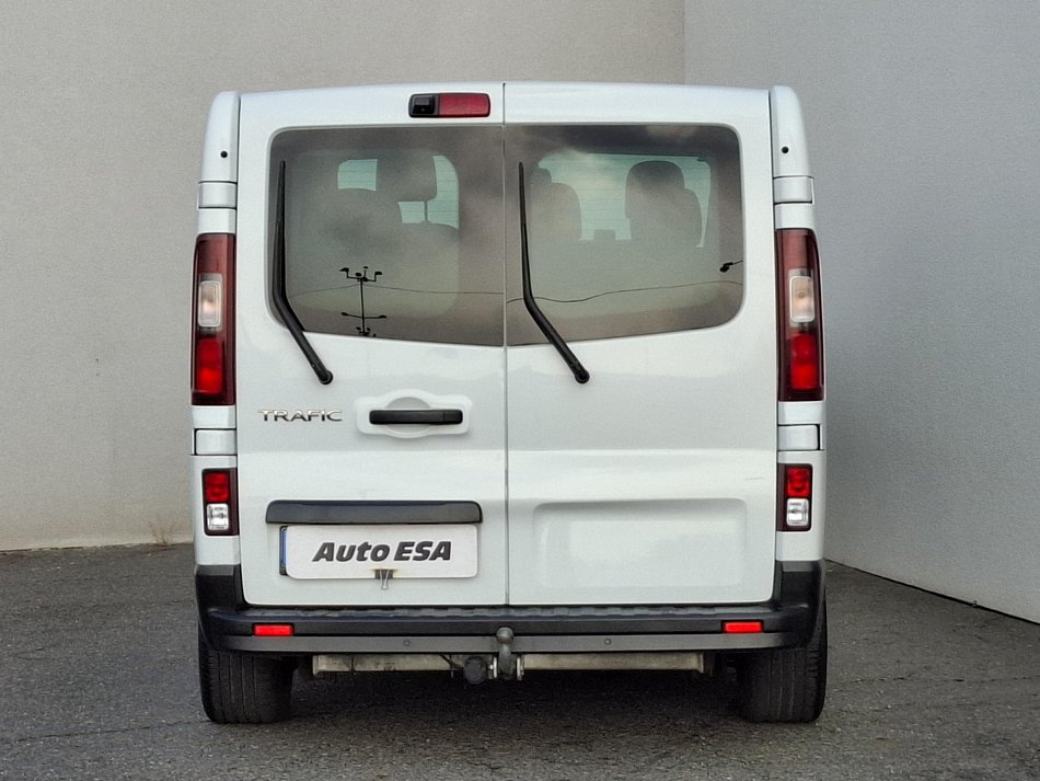 Renault Trafic 1.6dCi  L2 9míst