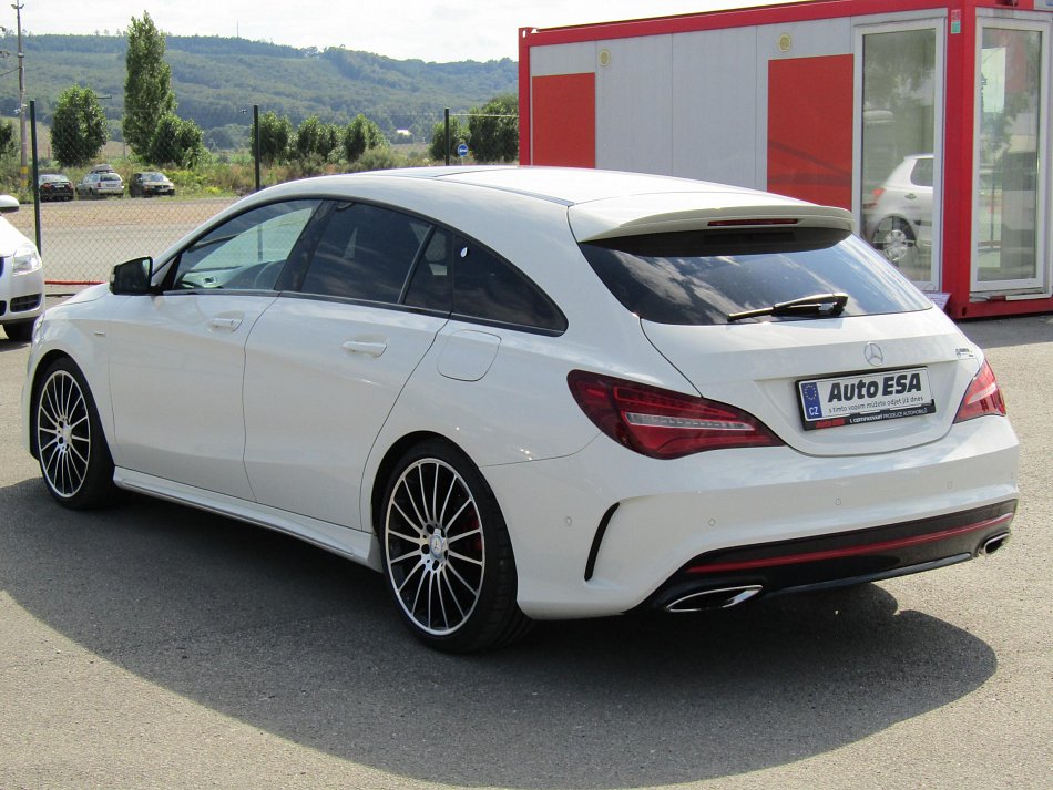 Mercedes-Benz CLA 2.0i 