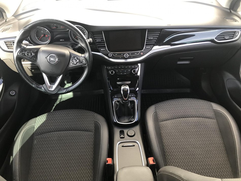 Opel Astra 1.6 CDTI 