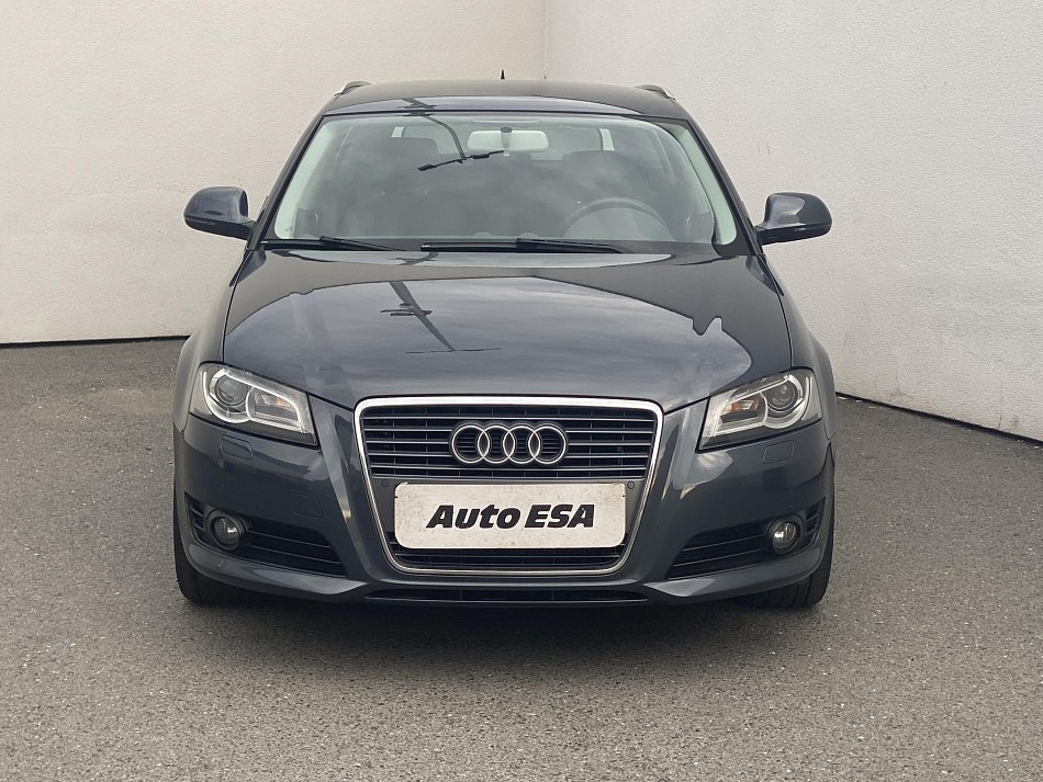 Audi A3 2.0 TDi Attraction SportBack