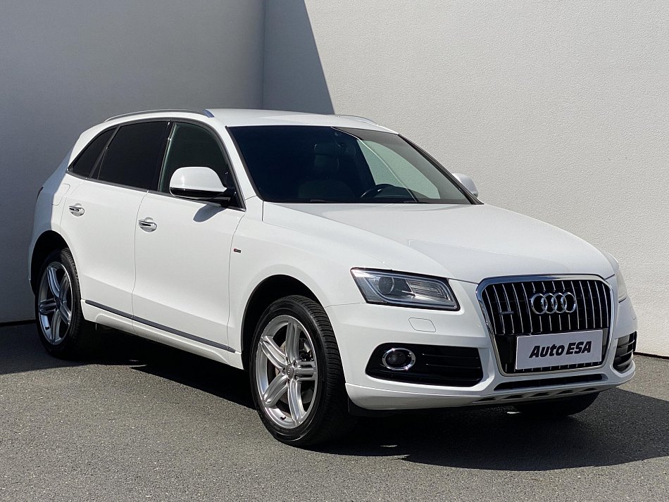 Audi Q5 2.0 TDi S-line quattro