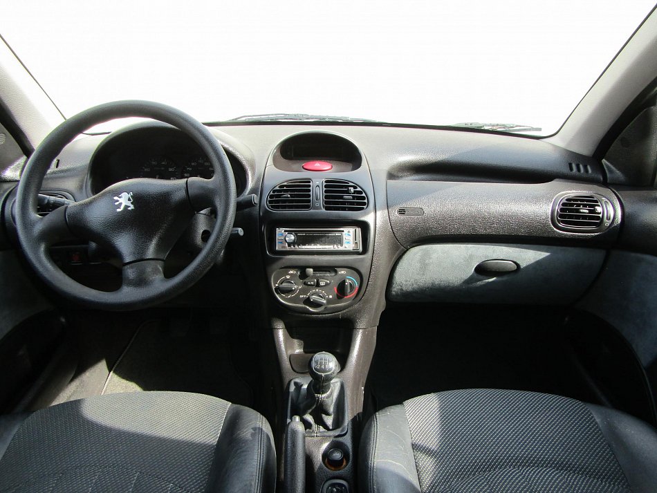 Peugeot 206 1.6i 