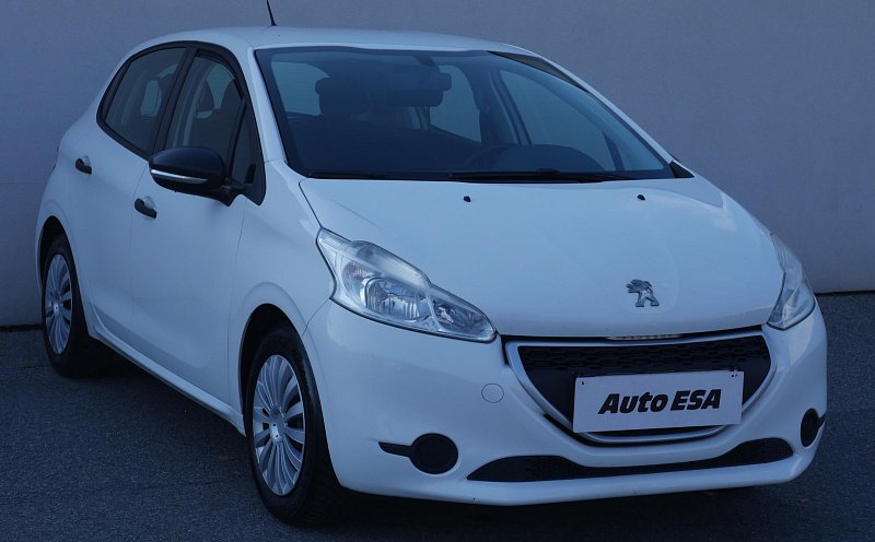 Peugeot 208 1.0i 