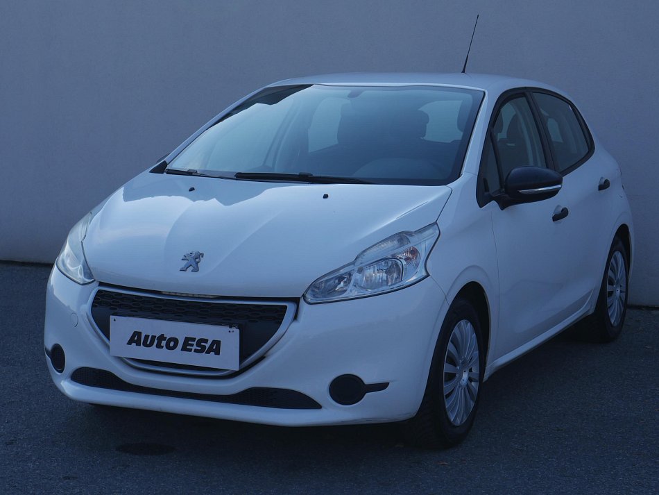 Peugeot 208 1.0i 