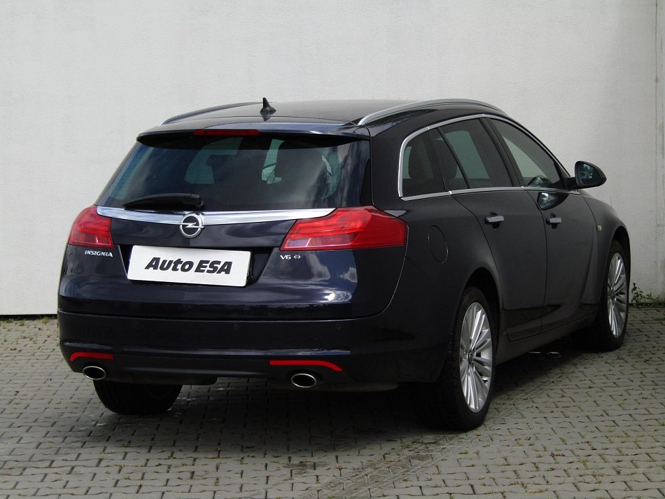 Opel Insignia 2.8 V6 Turbo  4x4