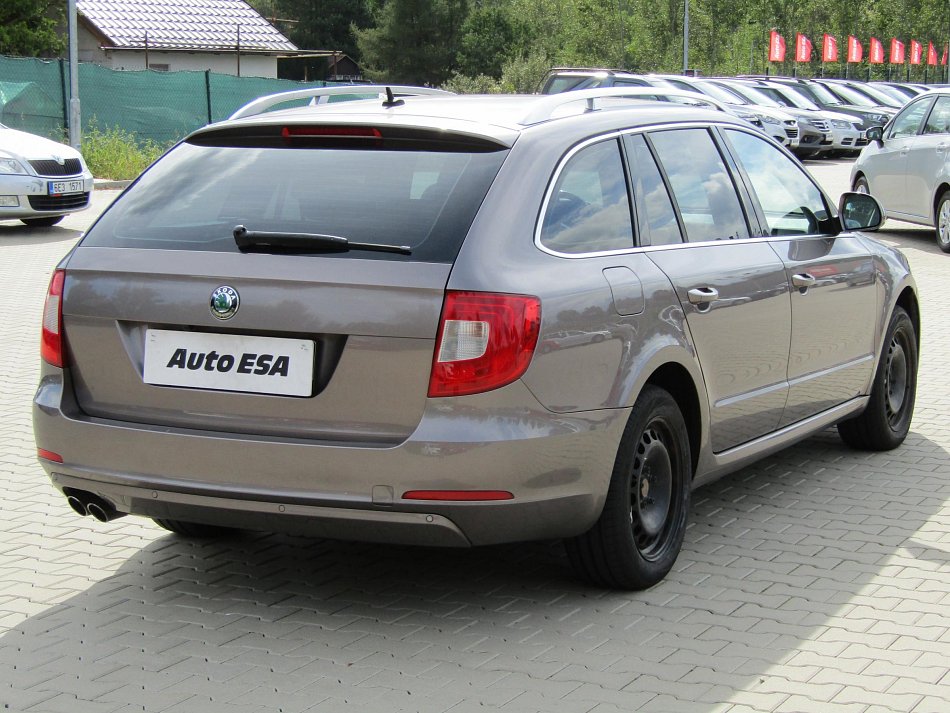 Škoda Superb II 2.0TDI Ambition