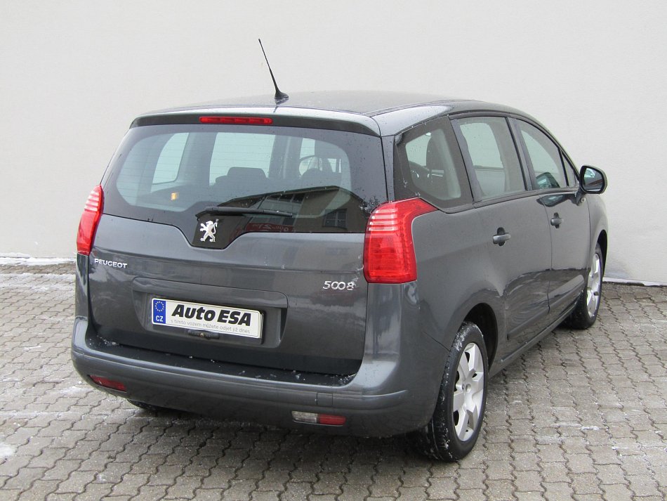 Peugeot 5008 1.6VTi 