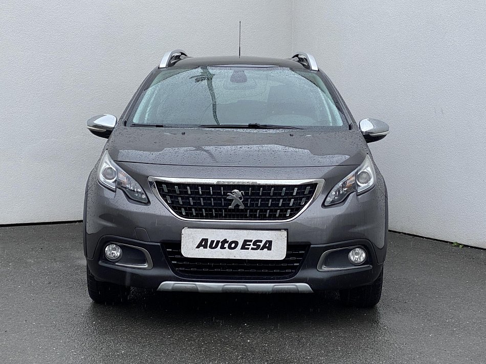 Peugeot 2008 1.2PT Crossway