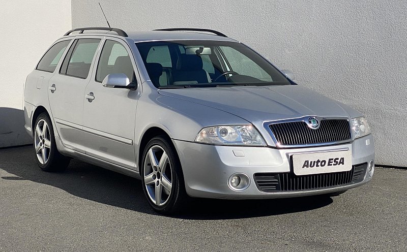 Škoda Octavia II 2.0 TDi RS