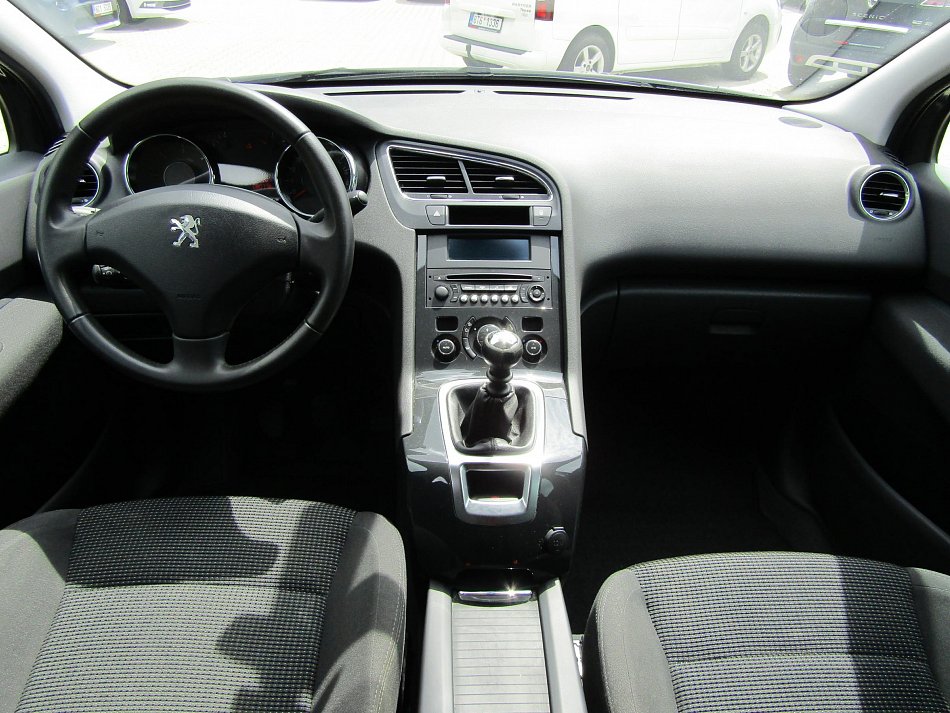 Peugeot 5008 1.6HDi 