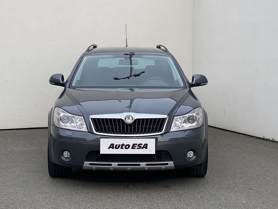 Škoda Octavia II 2.0 TDi Scout 4x4