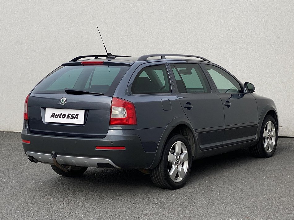 Škoda Octavia II 2.0 TDi Scout 4x4