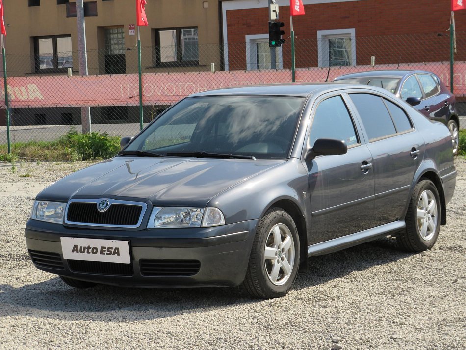 Škoda Octavia 1.6 i 