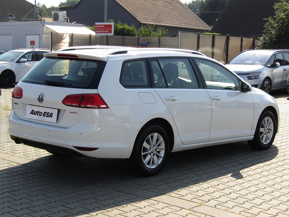 Volkswagen Golf 1.6 TDi 