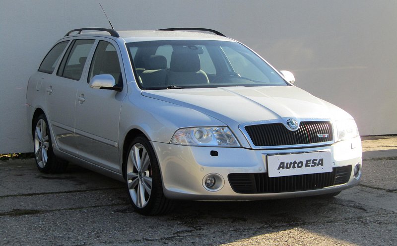 Škoda Octavia II 2.0 TDi RS