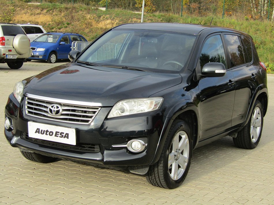 Toyota RAV4 2.2 d 