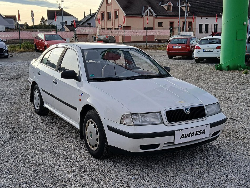 Škoda Octavia 1.6 i 