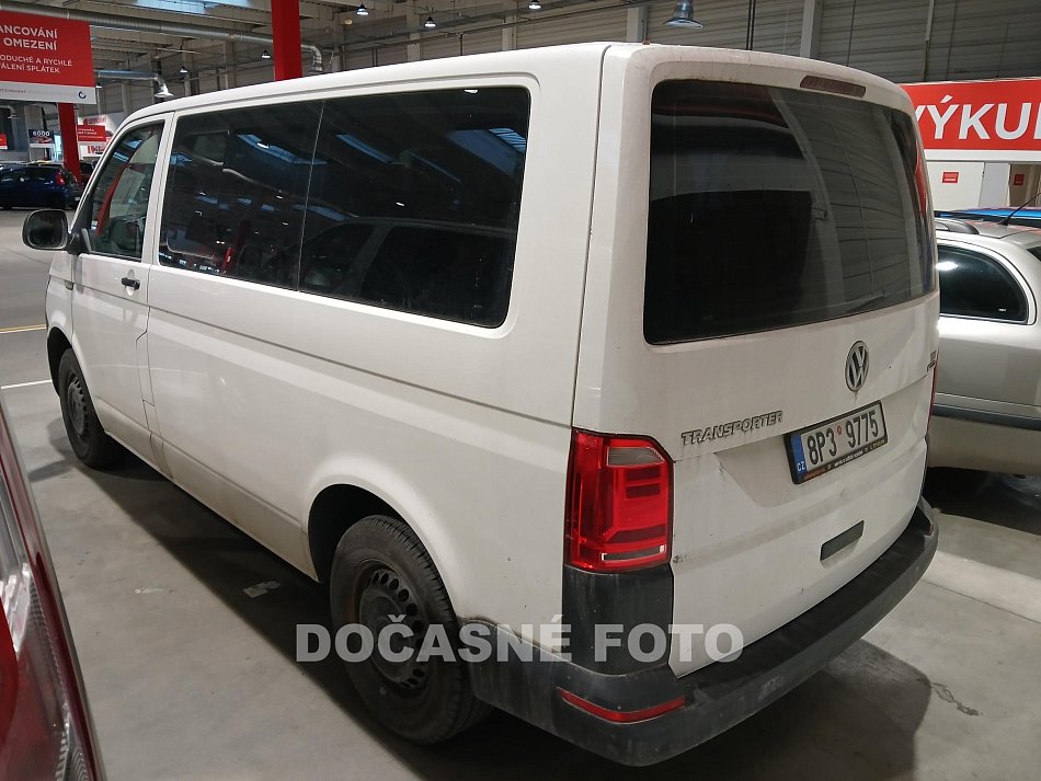 Volkswagen Transporter 2.0TDi  9míst