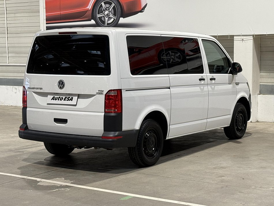 Volkswagen Transporter 2.0TDi  9míst