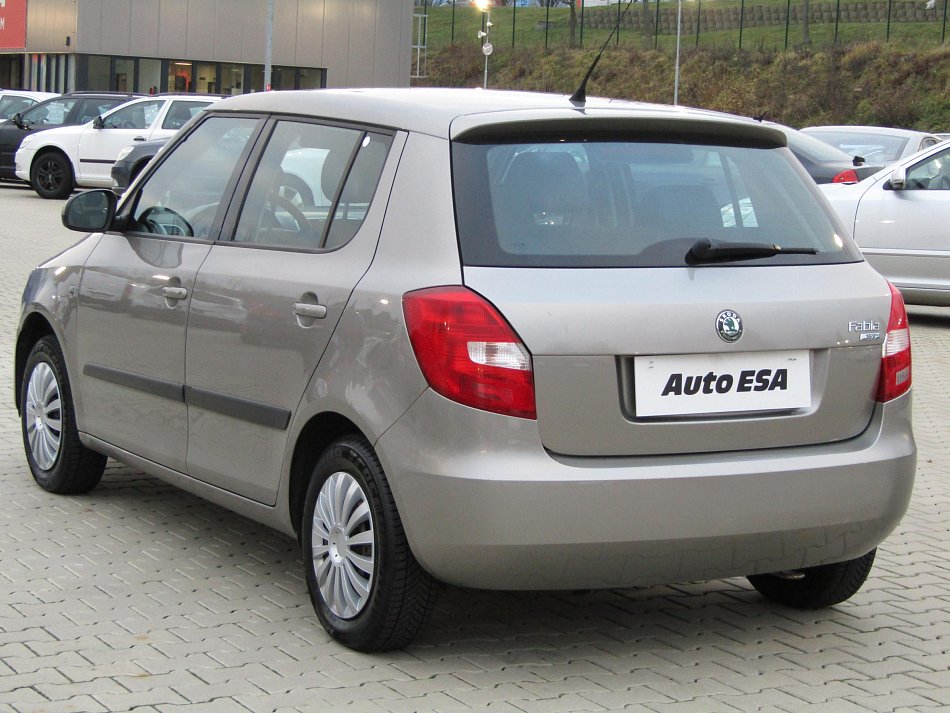 Škoda Fabia II 1.4 16V Ambiente