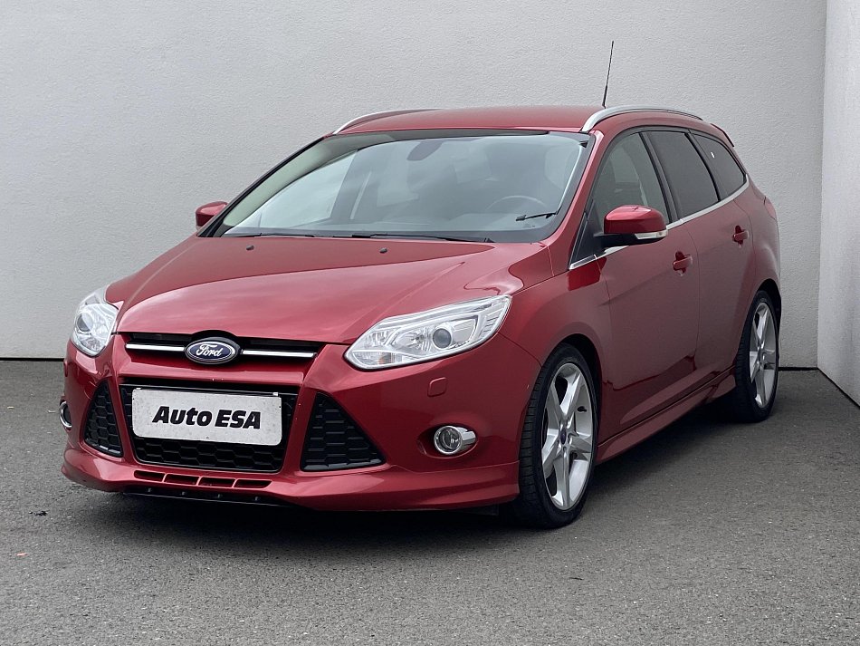 Ford Focus 2.0 TDCi Titanium ST paket