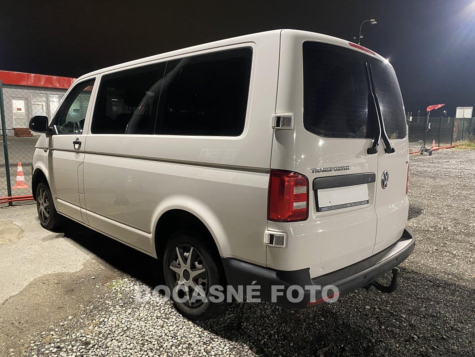 Volkswagen Transporter 2.0TDi  9míst