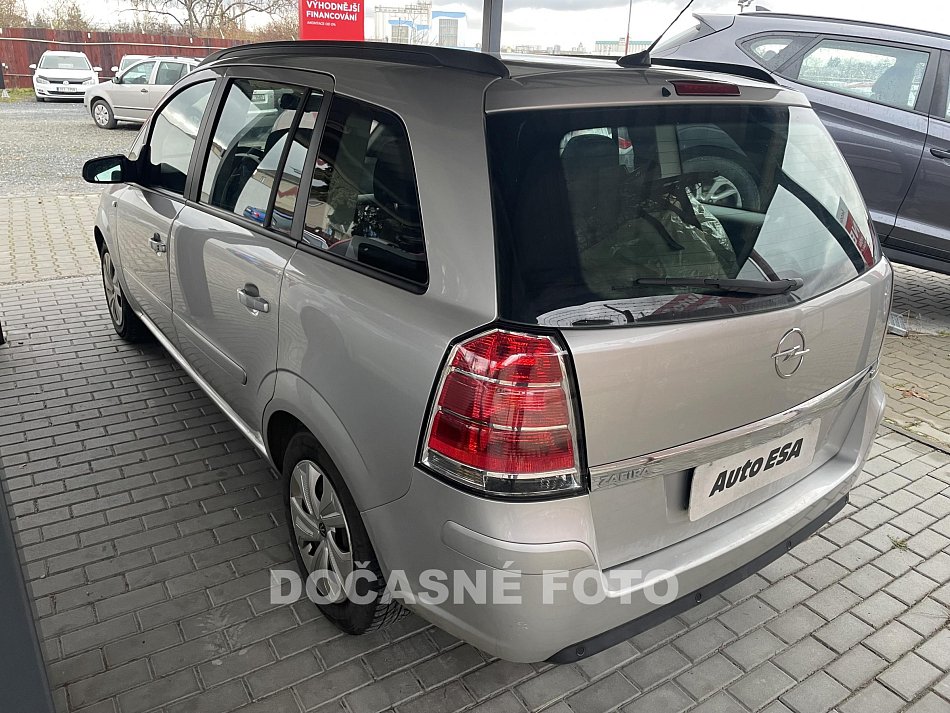 Opel Zafira 1.8 16V  7míst