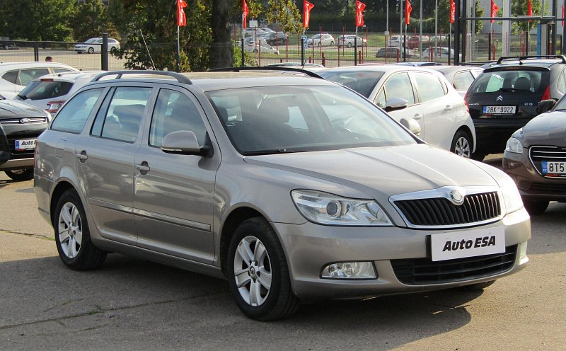 Škoda Octavia II 2.0TDi Ambiente