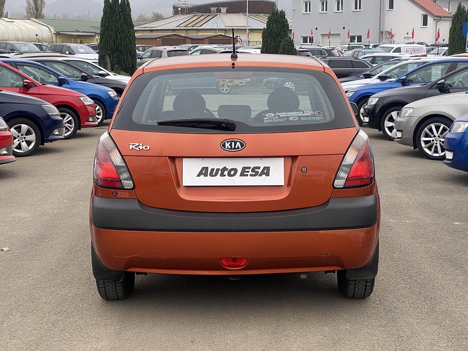 Kia Rio 1.4i 