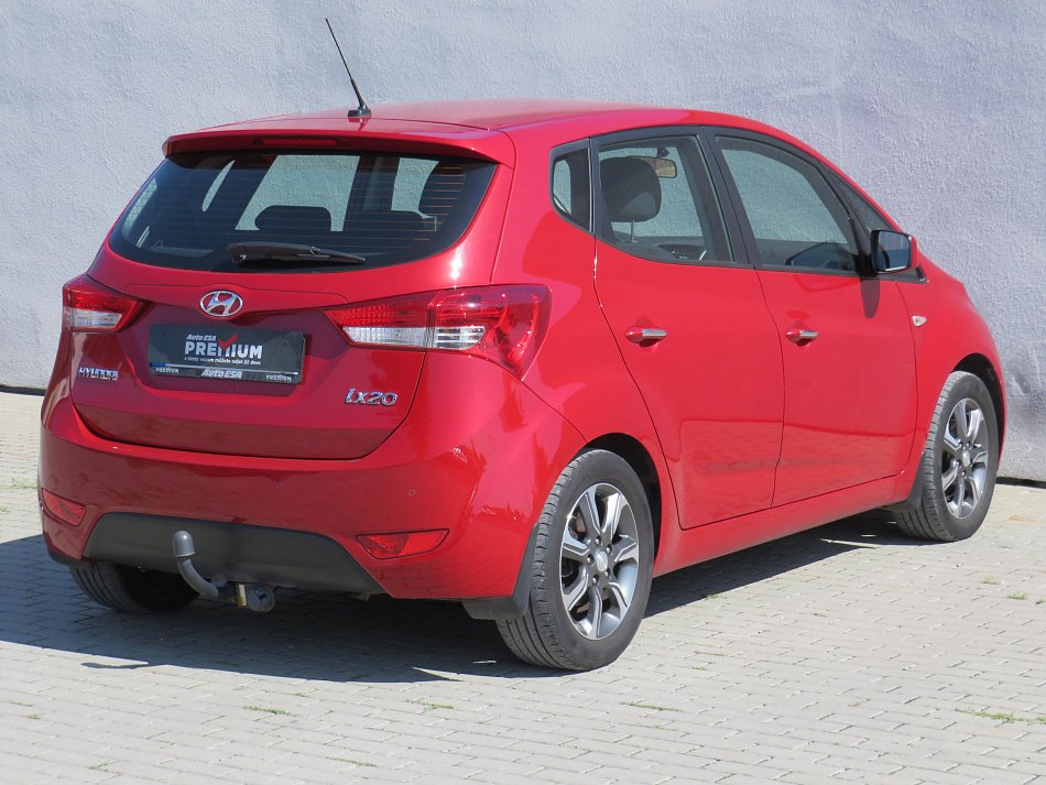 Hyundai Ix20 1.6i 