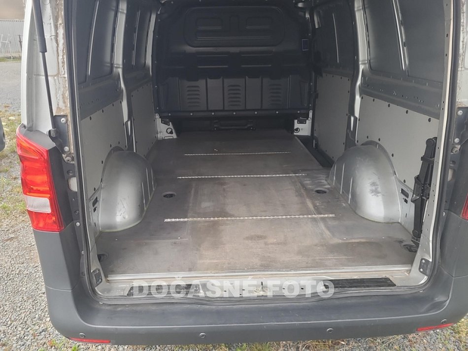 Mercedes-Benz Vito 2.2CDi  114 L2