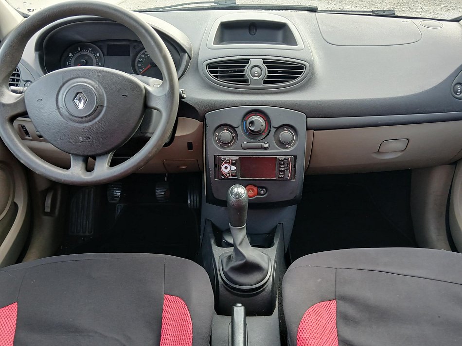 Renault Clio 1.2i 