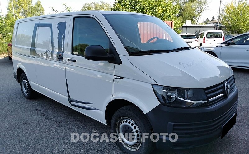 Volkswagen Transporter 2.0TDi  L2H1