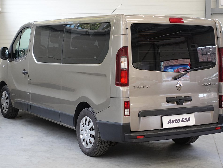 Renault Trafic 1.6dCi  L2 9míst