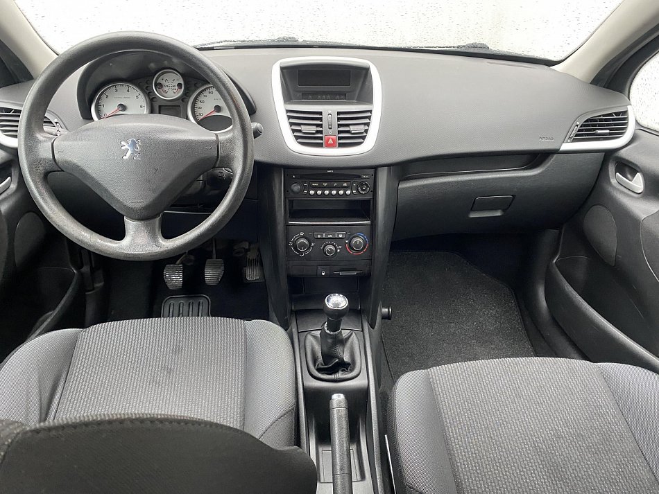 Peugeot 207 1.4 i 