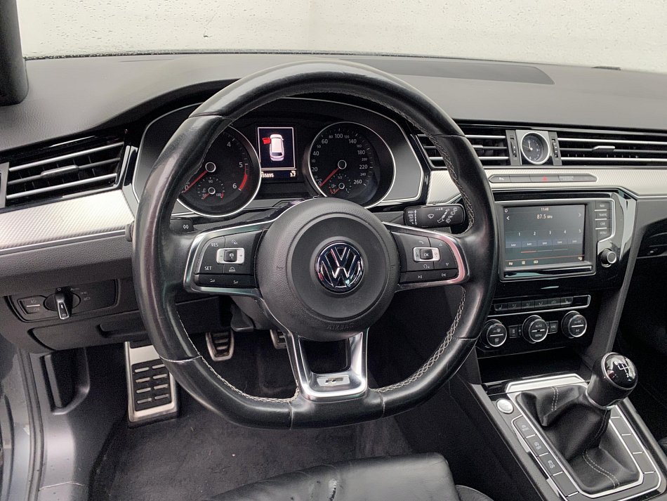 Volkswagen Passat 2.0 TDi R-Line