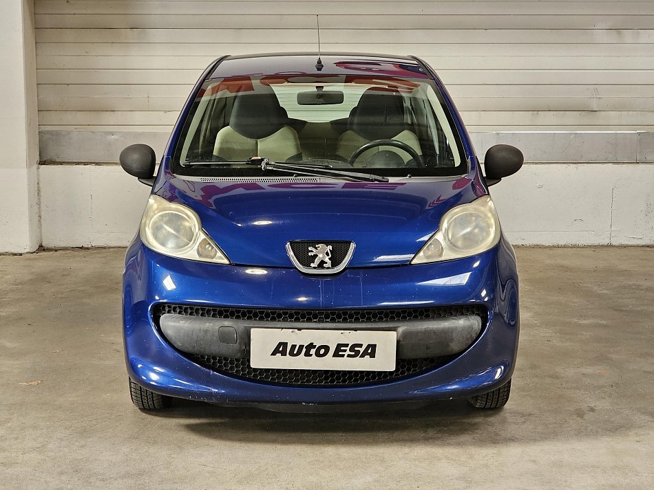 Peugeot 107 1.0 i 