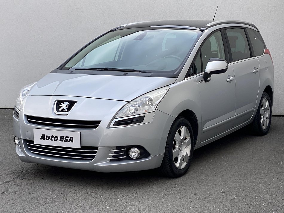 Peugeot 5008 1.6 HDi  Family