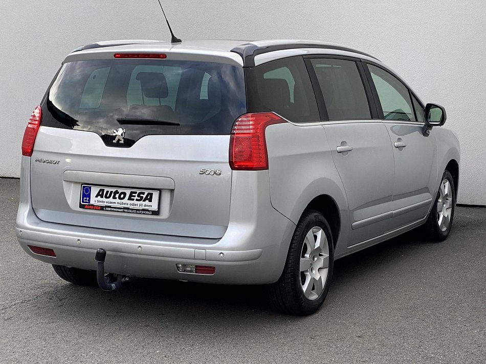 Peugeot 5008 1.6 HDi  Family