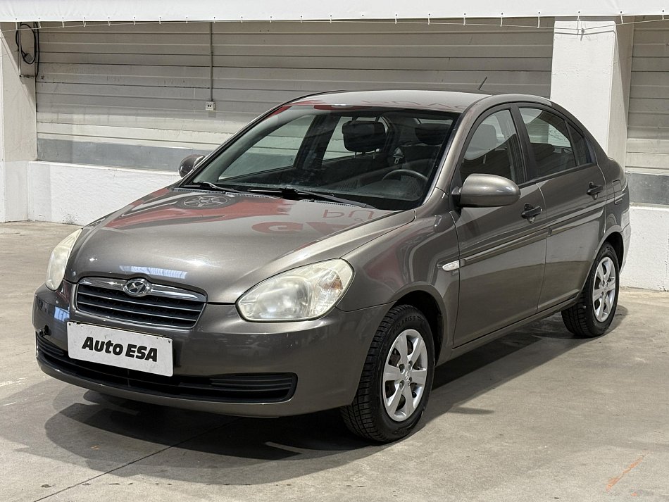 Hyundai Accent 1.4i 