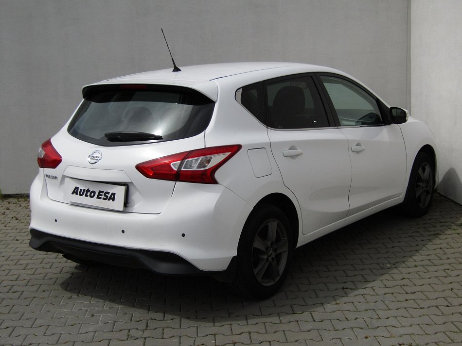 Nissan Pulsar 1.2 i 