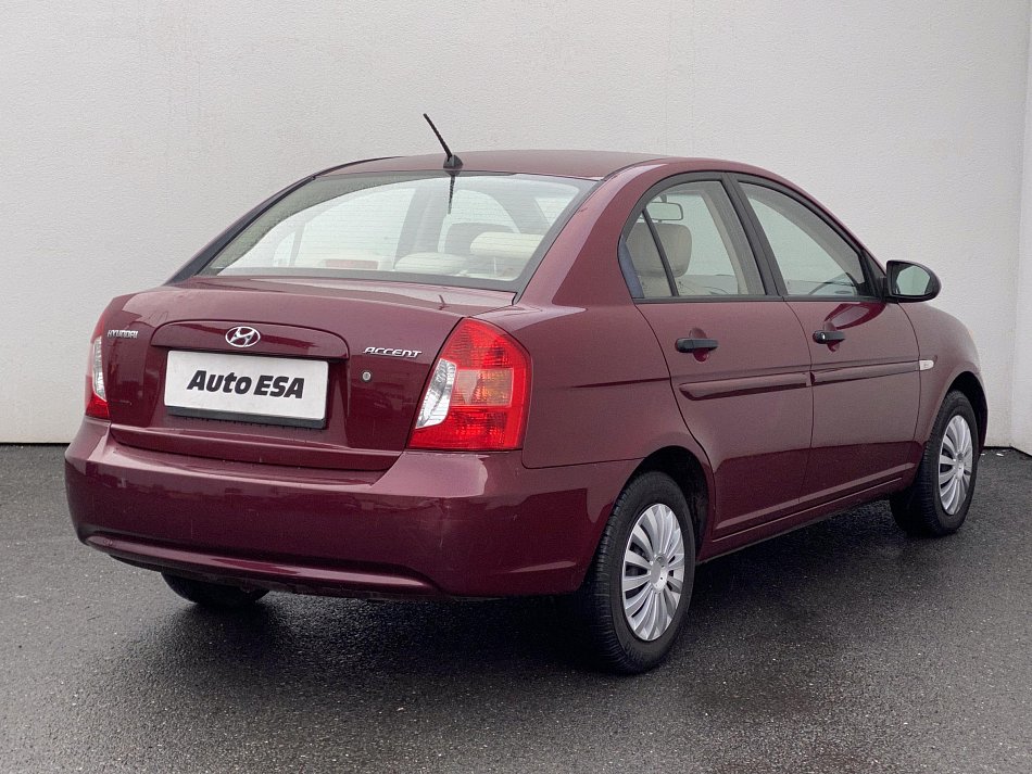 Hyundai Accent 1.4i 